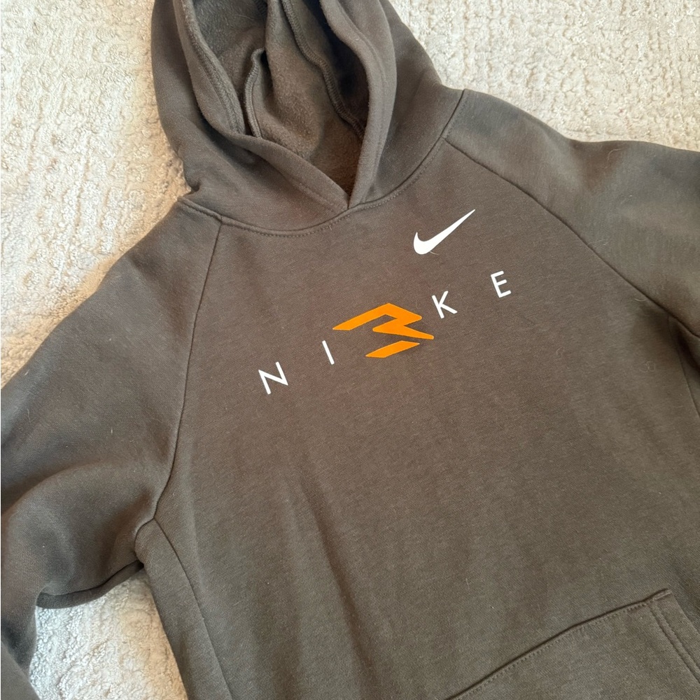 Nike Hoodie Green Youth XL 16